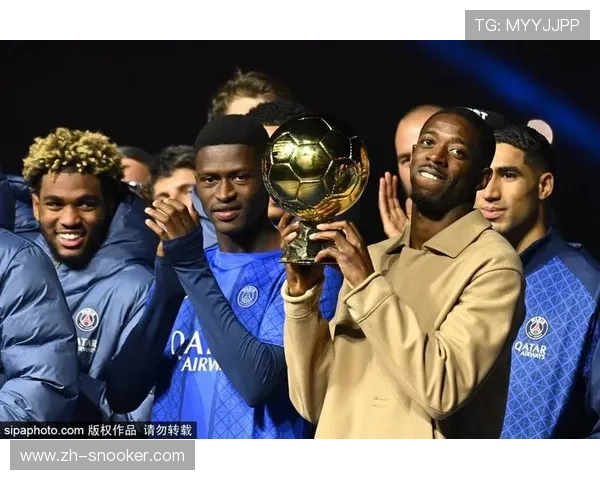 巴黎前锋杜埃荣膺2025年金童奖,上赛季贡献16球16助率队夺欧冠 巴黎前锋杜埃荣膺2025年金童奖,上赛季贡献16球16助率队夺欧冠